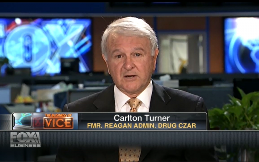 USA: Former Reagan Drug Czar Thinks Medical Marijuana Is A “Con”