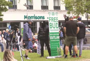 UK: Activists Hand Out £800 Of Free Cannabis In Manchester
