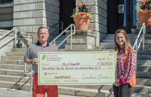 Stem cannabis shop owner write big check to Haverhill