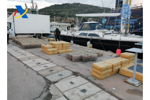 Yacht intercepted off Cartagena and 4,700 kilos of hashish seized