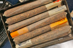 Oman - Custom foils hashish smuggling attempt