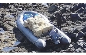 CANARY ISLANDS: FISHERMAN FINDS AN INFLATABLE BOAT WITH 80 BALES OF HASHISH INSIDE IT