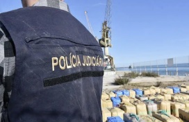2.5 tonnes of hashish seized off Algarve coast