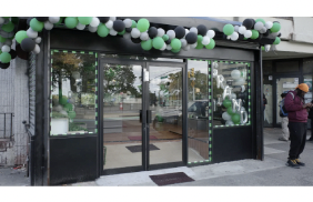 Queens NY: Unlicensed cannabis retail opens up across from Queens borough hall, DA’s office.. "tore worker says the locale is totally awesome for business."