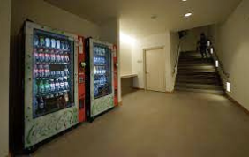 Hawaii: Vending machine at nightclub allegedly sold cocaine and ecstasy