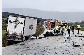 Lorry involved in fatal crash on motorway in south of Spain was transporting hashish as well as a shipment of onions