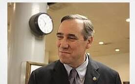 USA: Senators Agree To Delay Planned Federal Hemp Product Ban For One Year - Mitch Smackdown
