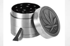 Why Weed Grinders Are a Must-Have for Every Smoker