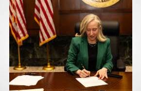 Virginia Governor Signs Bills To Protect Marijuana Users’ Parental Rights And Allow Medical Use In Hospitals