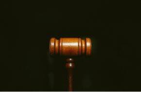 Common Contract Mistakes in the Cannabis Industry That Lead to Lawsuits